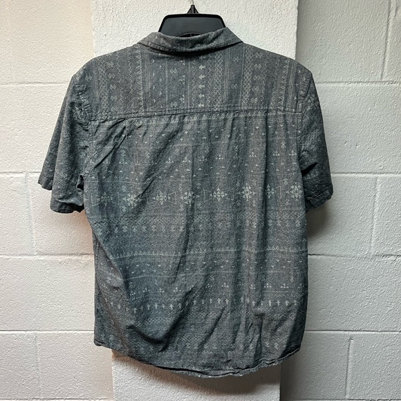 Silverlake Men's Gray Short Sleeve Shirt. - Picture 4 of 5